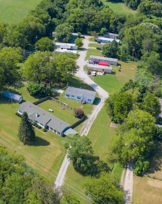 Three Oaks Village: 931 Baker Rd, Columbia, TN 38401